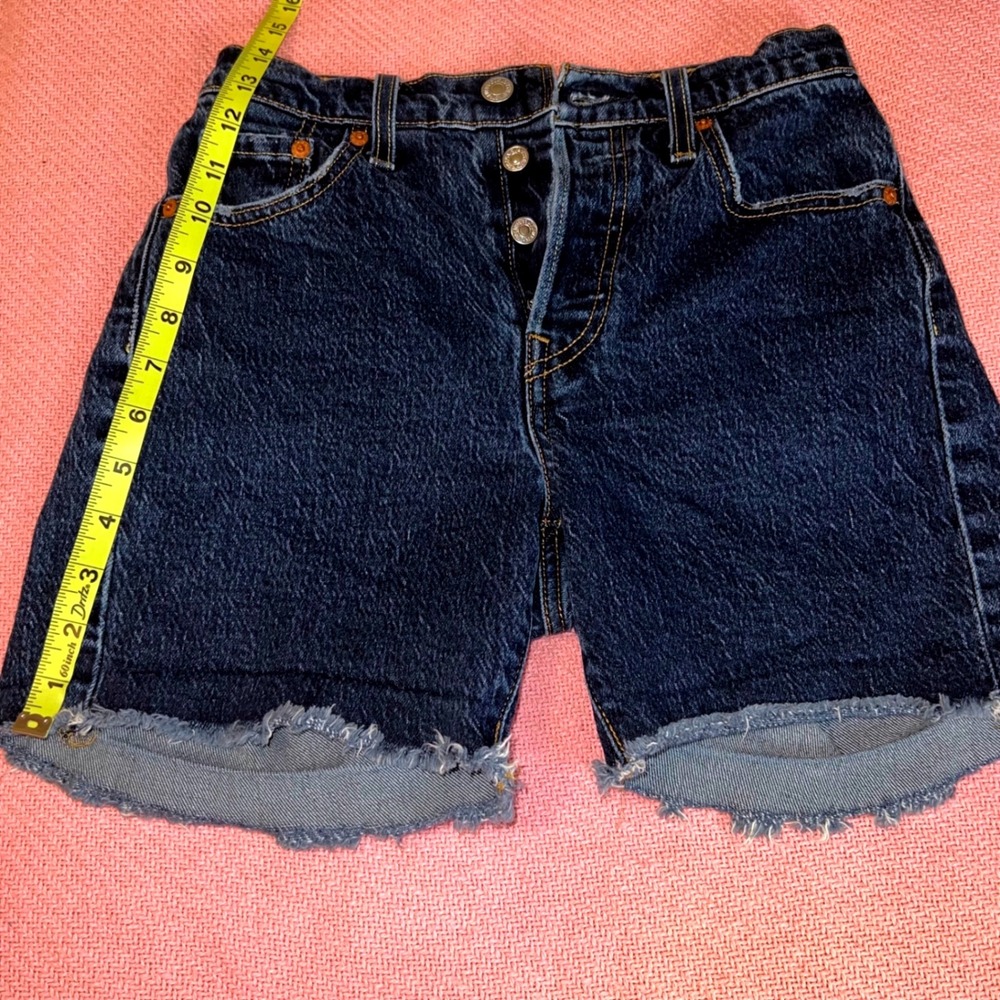 Levis Premium 501 Original Cutoff Denim Shorts Dark Wash Blue Size W23